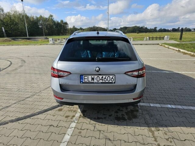 Серый Шкода Суперб, объемом двигателя 2 л и пробегом 191 тыс. км за 9000 $, фото 2 на Automoto.ua