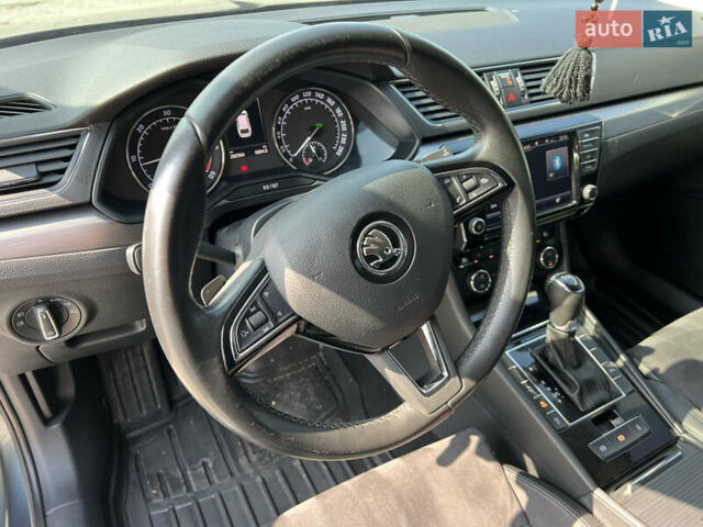 Серый Шкода Суперб, объемом двигателя 1.97 л и пробегом 283 тыс. км за 17900 $, фото 9 на Automoto.ua