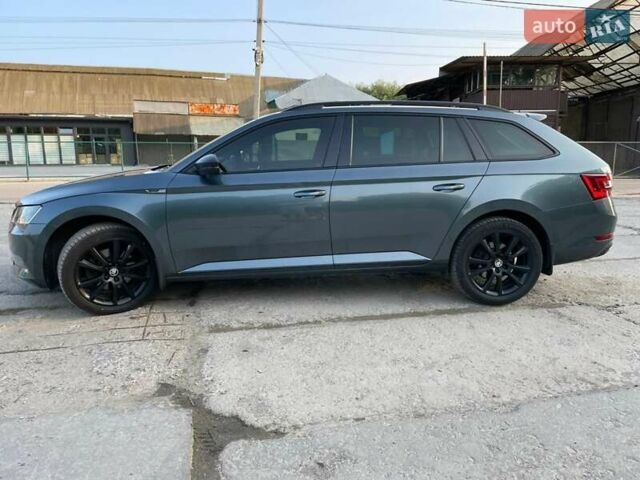 Сірий Шкода Суперб, об'ємом двигуна 2 л та пробігом 360 тис. км за 15500 $, фото 8 на Automoto.ua