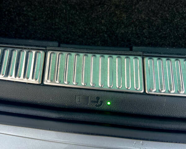 Серый Шкода Суперб, объемом двигателя 1.97 л и пробегом 265 тыс. км за 16000 $, фото 22 на Automoto.ua