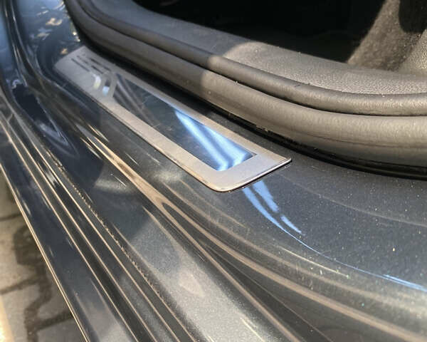 Сірий Шкода Суперб, об'ємом двигуна 1.97 л та пробігом 240 тис. км за 18000 $, фото 43 на Automoto.ua