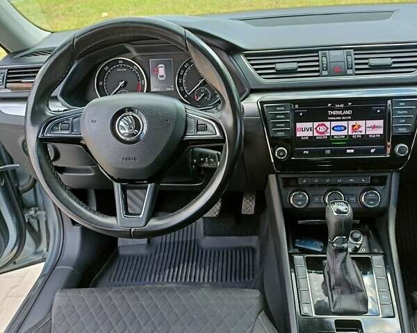 Шкода Суперб 2017 в Измаиле на Automoto.ua Серый Шкода Суперб, объемом двигателя 1.97 л и пробегом 246 тыс. км за 18200 $, фото 6 на Automoto.ua