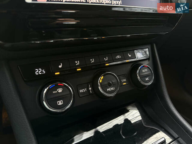 Сірий Шкода Суперб, об'ємом двигуна 2 л та пробігом 217 тис. км за 13950 $, фото 13 на Automoto.ua