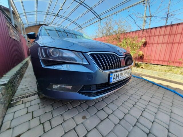 Сірий Шкода Суперб, об'ємом двигуна 2 л та пробігом 280 тис. км за 20000 $, фото 1 на Automoto.ua