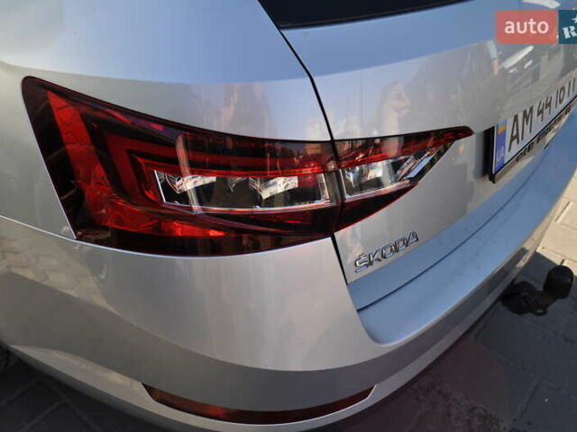 Серый Шкода Суперб, объемом двигателя 1.97 л и пробегом 265 тыс. км за 16000 $, фото 8 на Automoto.ua