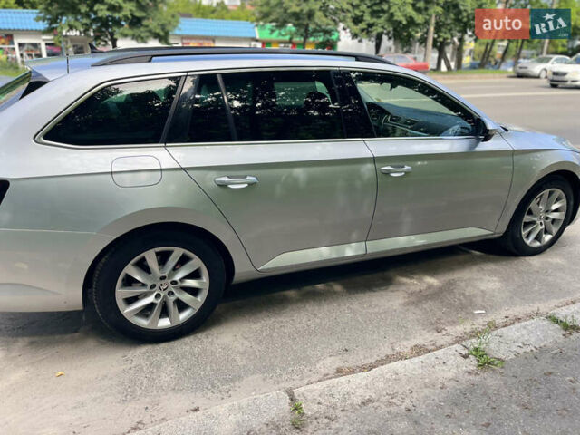 Серый Шкода Суперб, объемом двигателя 2 л и пробегом 162 тыс. км за 19499 $, фото 6 на Automoto.ua