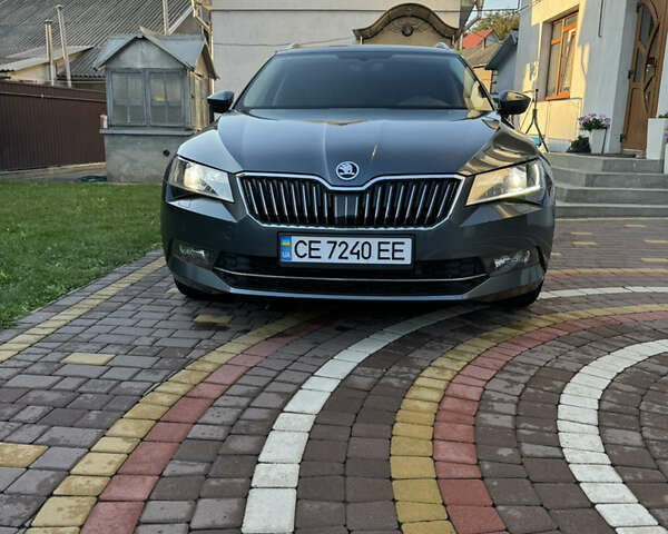 Серый Шкода Суперб, объемом двигателя 1.97 л и пробегом 272 тыс. км за 17500 $, фото 3 на Automoto.ua