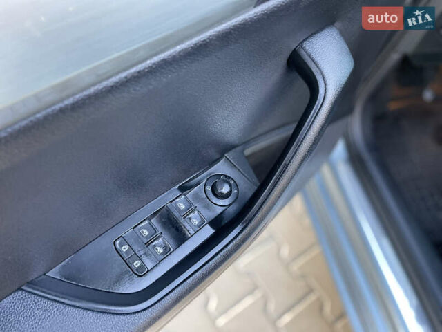 Серый Шкода Суперб, объемом двигателя 1.97 л и пробегом 256 тыс. км за 15999 $, фото 27 на Automoto.ua