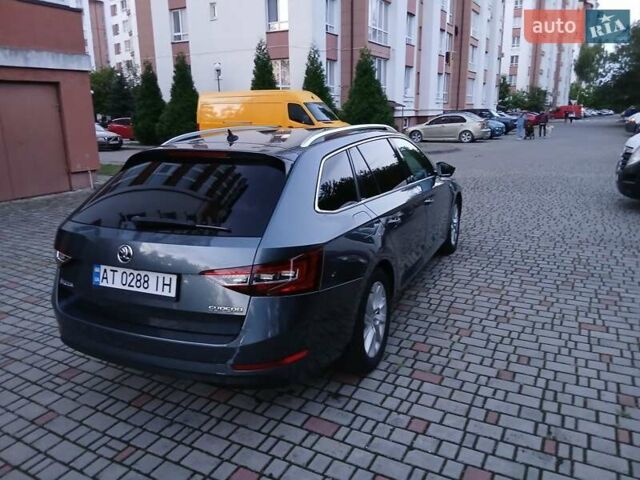 Серый Шкода Суперб, объемом двигателя 1.97 л и пробегом 283 тыс. км за 16000 $, фото 4 на Automoto.ua