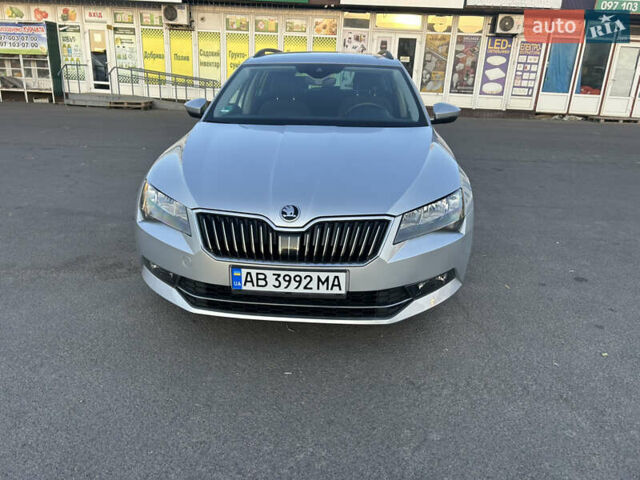 Серый Шкода Суперб, объемом двигателя 1.97 л и пробегом 257 тыс. км за 17000 $, фото 5 на Automoto.ua