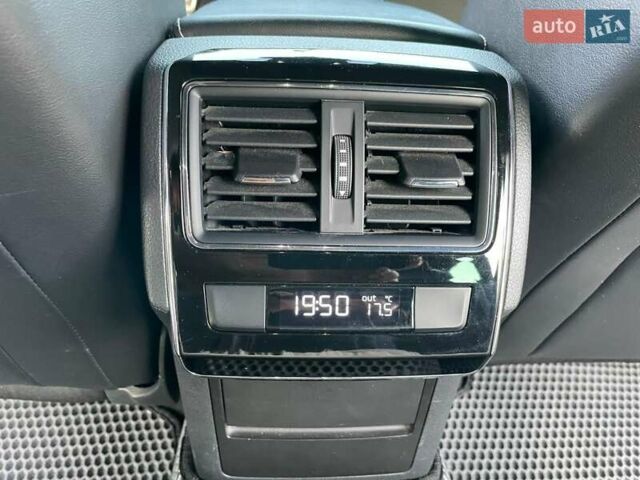 Сірий Шкода Суперб, об'ємом двигуна 2 л та пробігом 360 тис. км за 15500 $, фото 3 на Automoto.ua