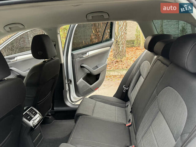 Сірий Шкода Суперб, об'ємом двигуна 2 л та пробігом 217 тис. км за 13950 $, фото 22 на Automoto.ua