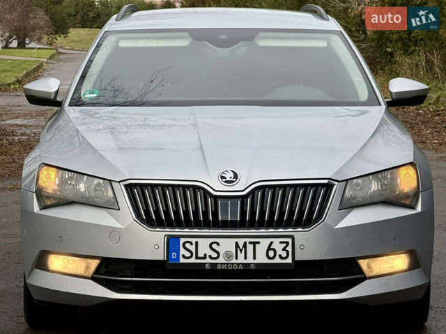 Сірий Шкода Суперб, об'ємом двигуна 2 л та пробігом 217 тис. км за 13950 $, фото 3 на Automoto.ua