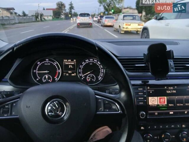 Серый Шкода Суперб, объемом двигателя 1.97 л и пробегом 283 тыс. км за 16000 $, фото 14 на Automoto.ua