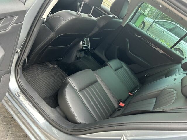 Серый Шкода Суперб, объемом двигателя 2 л и пробегом 191 тыс. км за 9000 $, фото 7 на Automoto.ua