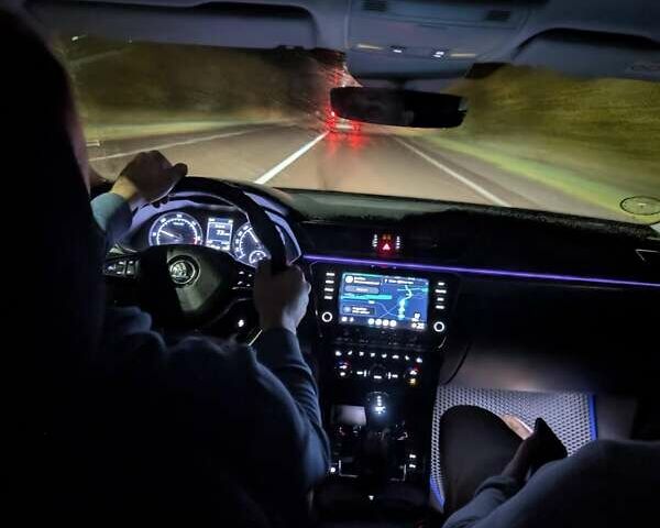 Сірий Шкода Суперб, об'ємом двигуна 1.97 л та пробігом 314 тис. км за 20500 $, фото 13 на Automoto.ua