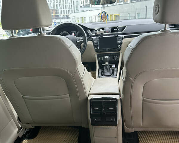 Серый Шкода Суперб, объемом двигателя 1.97 л и пробегом 190 тыс. км за 22500 $, фото 23 на Automoto.ua