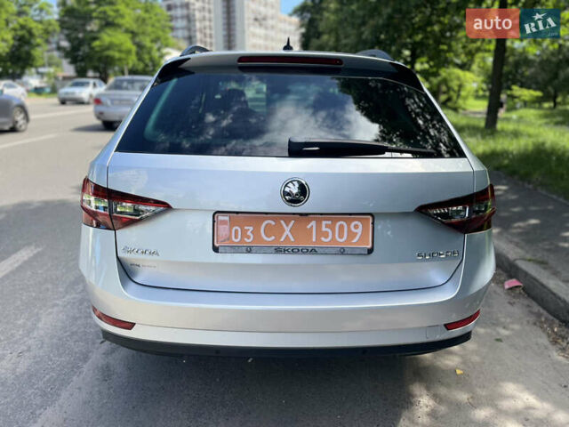 Серый Шкода Суперб, объемом двигателя 2 л и пробегом 162 тыс. км за 19499 $, фото 4 на Automoto.ua
