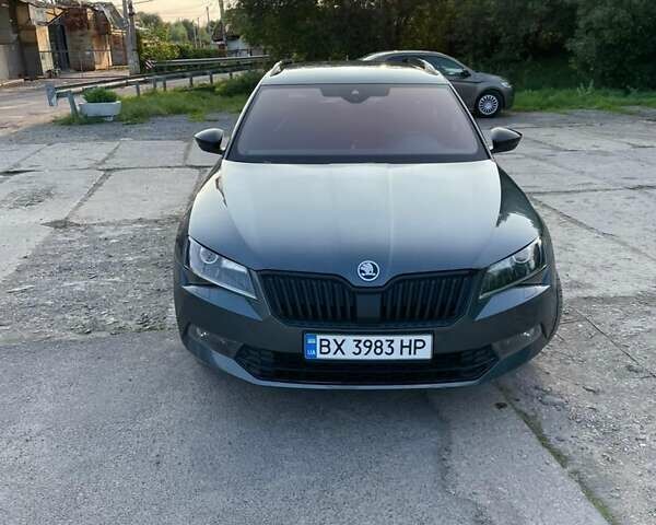 Сірий Шкода Суперб, об'ємом двигуна 2 л та пробігом 360 тис. км за 15500 $, фото 5 на Automoto.ua