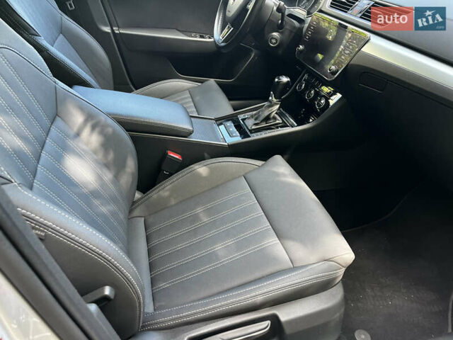 Серый Шкода Суперб, объемом двигателя 2 л и пробегом 162 тыс. км за 19499 $, фото 13 на Automoto.ua