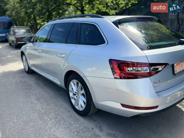 Серый Шкода Суперб, объемом двигателя 2 л и пробегом 162 тыс. км за 19499 $, фото 3 на Automoto.ua