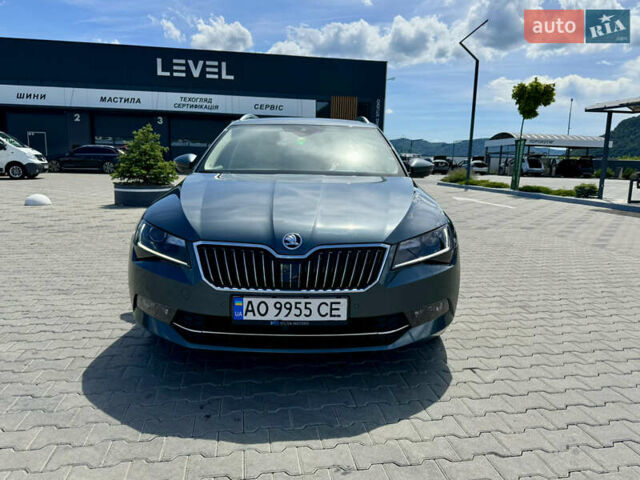 Серый Шкода Суперб, объемом двигателя 1.97 л и пробегом 278 тыс. км за 18000 $, фото 1 на Automoto.ua