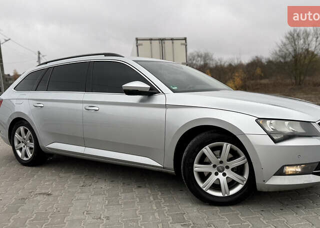 Серый Шкода Суперб, объемом двигателя 1.97 л и пробегом 361 тыс. км за 14600 $, фото 5 на Automoto.ua