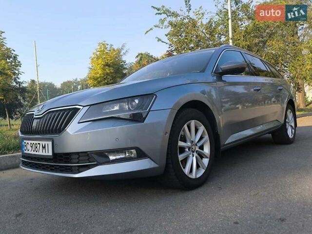 Сірий Шкода Суперб, об'ємом двигуна 2 л та пробігом 301 тис. км за 18500 $, фото 4 на Automoto.ua