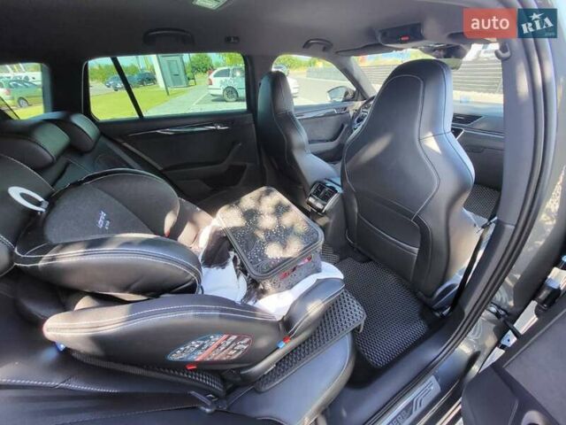 Серый Шкода Суперб, объемом двигателя 1.97 л и пробегом 237 тыс. км за 21000 $, фото 11 на Automoto.ua