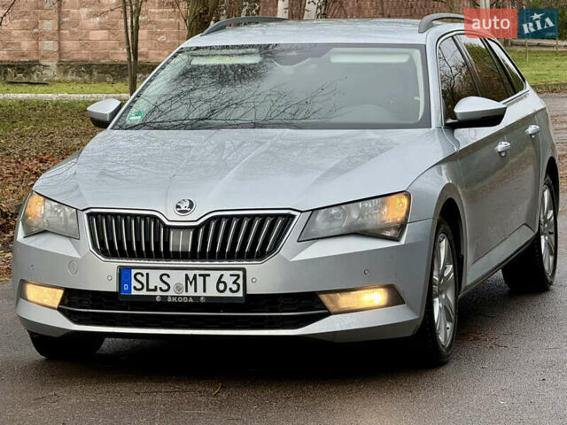 Сірий Шкода Суперб, об'ємом двигуна 2 л та пробігом 217 тис. км за 13950 $, фото 4 на Automoto.ua