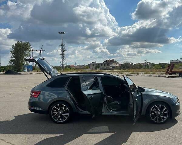 Шкода Суперб 2018 в Николаеве на Automoto.ua Серый Шкода Суперб, объемом двигателя 1.97 л и пробегом 219 тыс. км за 26299 $, фото 10 на Automoto.ua