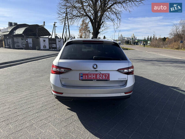 Серый Шкода Суперб, объемом двигателя 1.97 л и пробегом 210 тыс. км за 20350 $, фото 3 на Automoto.ua
