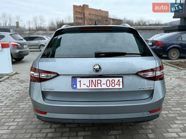 Серый Шкода Суперб, объемом двигателя 2 л и пробегом 237 тыс. км за 19000 $, фото 9 на Automoto.ua