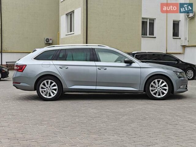 Серый Шкода Суперб, объемом двигателя 1.97 л и пробегом 202 тыс. км за 18300 $, фото 4 на Automoto.ua