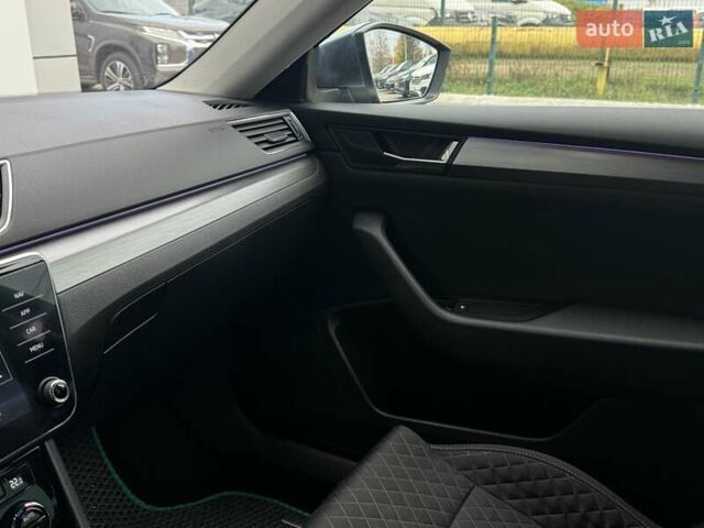 Серый Шкода Суперб, объемом двигателя 2 л и пробегом 187 тыс. км за 17900 $, фото 18 на Automoto.ua