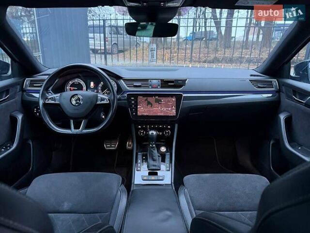 Сірий Шкода Суперб, об'ємом двигуна 1.97 л та пробігом 180 тис. км за 23999 $, фото 25 на Automoto.ua