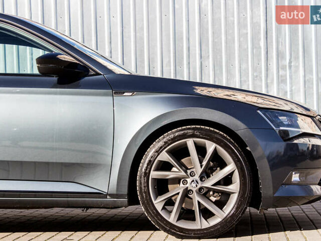 Серый Шкода Суперб, объемом двигателя 1.97 л и пробегом 189 тыс. км за 25800 $, фото 10 на Automoto.ua