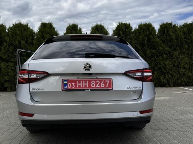 Сірий Шкода Суперб, об'ємом двигуна 2 л та пробігом 200 тис. км за 20000 $, фото 4 на Automoto.ua