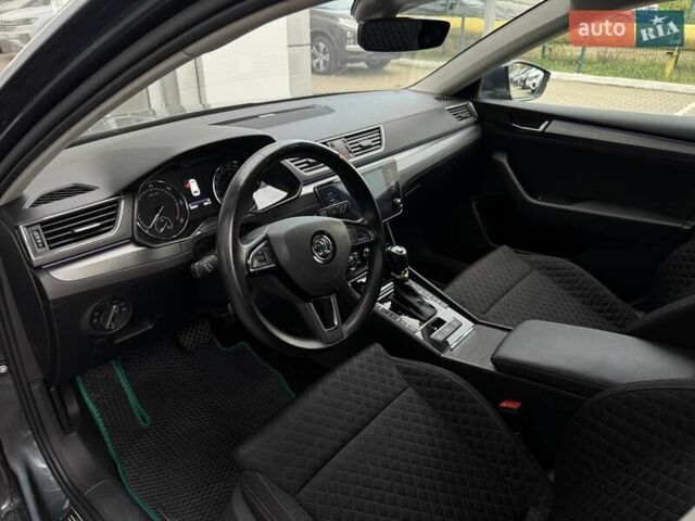 Серый Шкода Суперб, объемом двигателя 2 л и пробегом 187 тыс. км за 17900 $, фото 9 на Automoto.ua