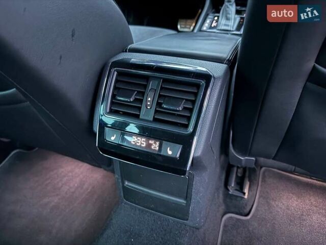 Сірий Шкода Суперб, об'ємом двигуна 1.97 л та пробігом 180 тис. км за 23999 $, фото 23 на Automoto.ua