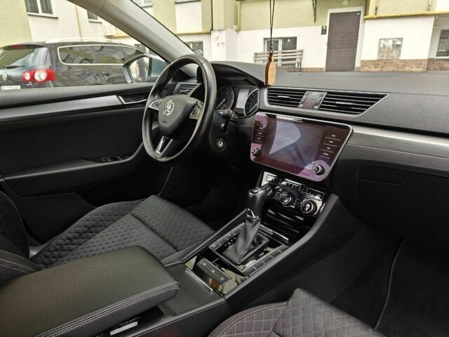 Серый Шкода Суперб, объемом двигателя 2 л и пробегом 207 тыс. км за 17999 $, фото 13 на Automoto.ua