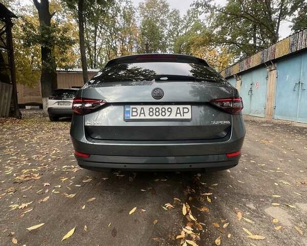 Серый Шкода Суперб, объемом двигателя 1.97 л и пробегом 228 тыс. км за 19500 $, фото 9 на Automoto.ua