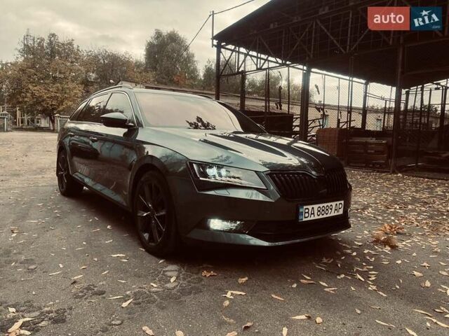 Серый Шкода Суперб, объемом двигателя 1.97 л и пробегом 228 тыс. км за 19000 $, фото 2 на Automoto.ua