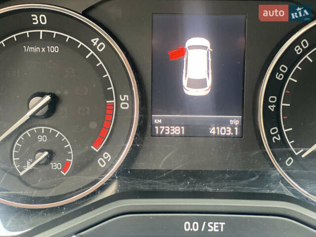 Сірий Шкода Суперб, об'ємом двигуна 1.97 л та пробігом 173 тис. км за 19900 $, фото 10 на Automoto.ua