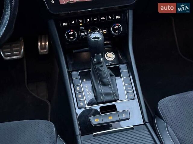 Сірий Шкода Суперб, об'ємом двигуна 1.97 л та пробігом 180 тис. км за 23999 $, фото 30 на Automoto.ua