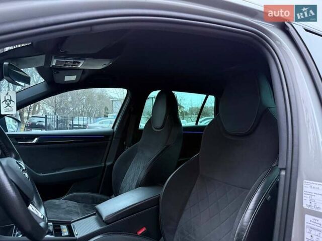 Сірий Шкода Суперб, об'ємом двигуна 1.97 л та пробігом 180 тис. км за 23999 $, фото 16 на Automoto.ua
