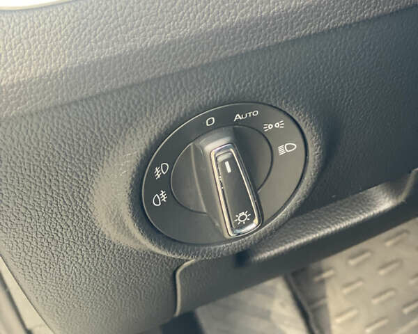 Сірий Шкода Суперб, об'ємом двигуна 1.97 л та пробігом 173 тис. км за 18999 $, фото 14 на Automoto.ua