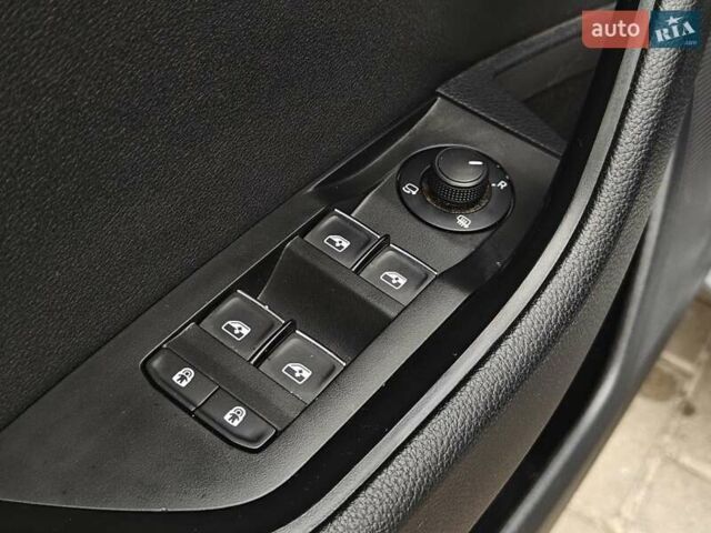 Серый Шкода Суперб, объемом двигателя 1.97 л и пробегом 202 тыс. км за 18300 $, фото 24 на Automoto.ua