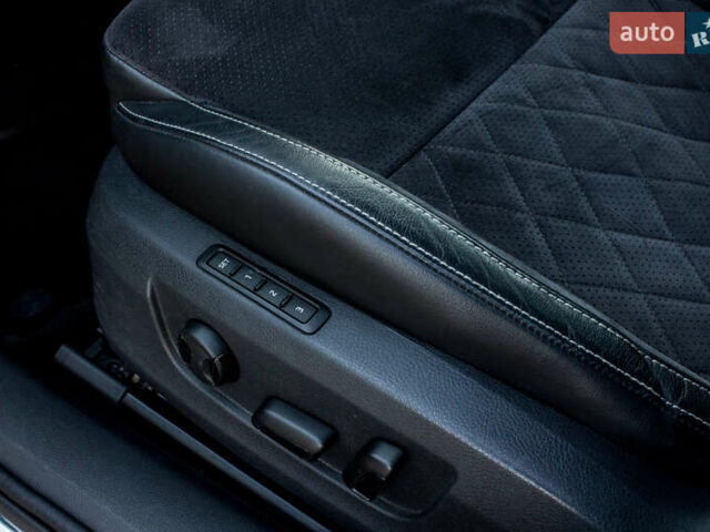 Серый Шкода Суперб, объемом двигателя 1.97 л и пробегом 189 тыс. км за 25800 $, фото 63 на Automoto.ua