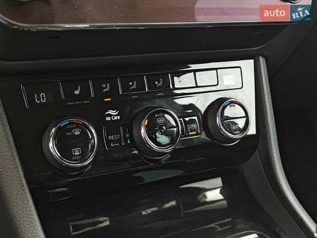 Серый Шкода Суперб, объемом двигателя 1.97 л и пробегом 202 тыс. км за 18300 $, фото 25 на Automoto.ua